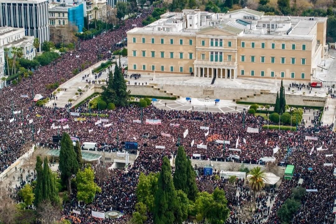Grecia: de cientos de miles a millones: el pueblo da un paso al frente y hace historia