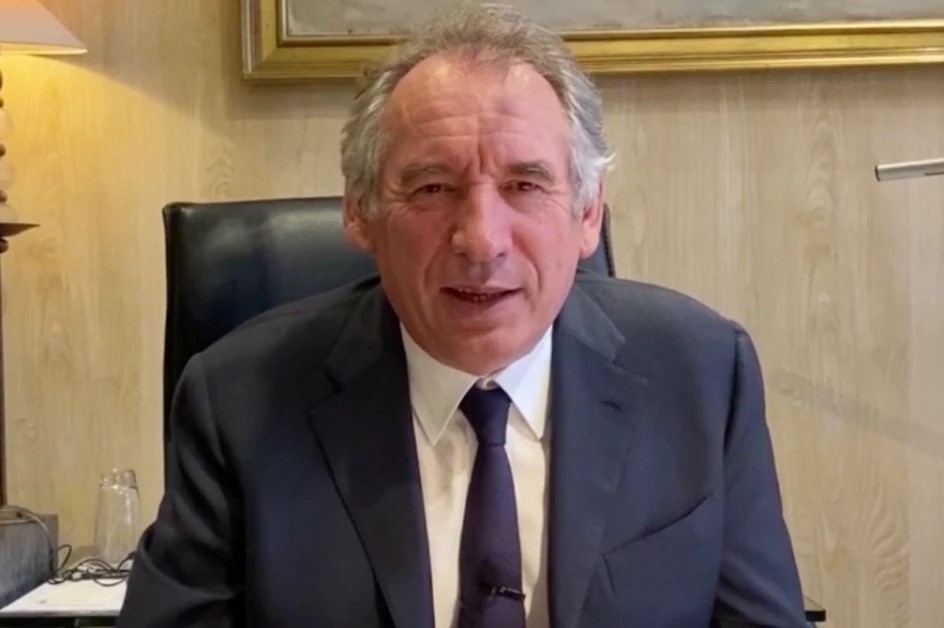 Francia: tras la caída de Bayrou, ¡movilización general! ¡Organicemos huelgas renovables!